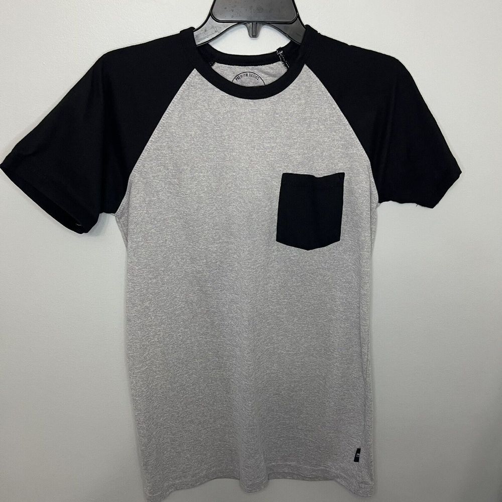 Dikotomy Mens Pocket T Shirt Med Standard Crew Neck Short Sleeve Gray Black NWOT